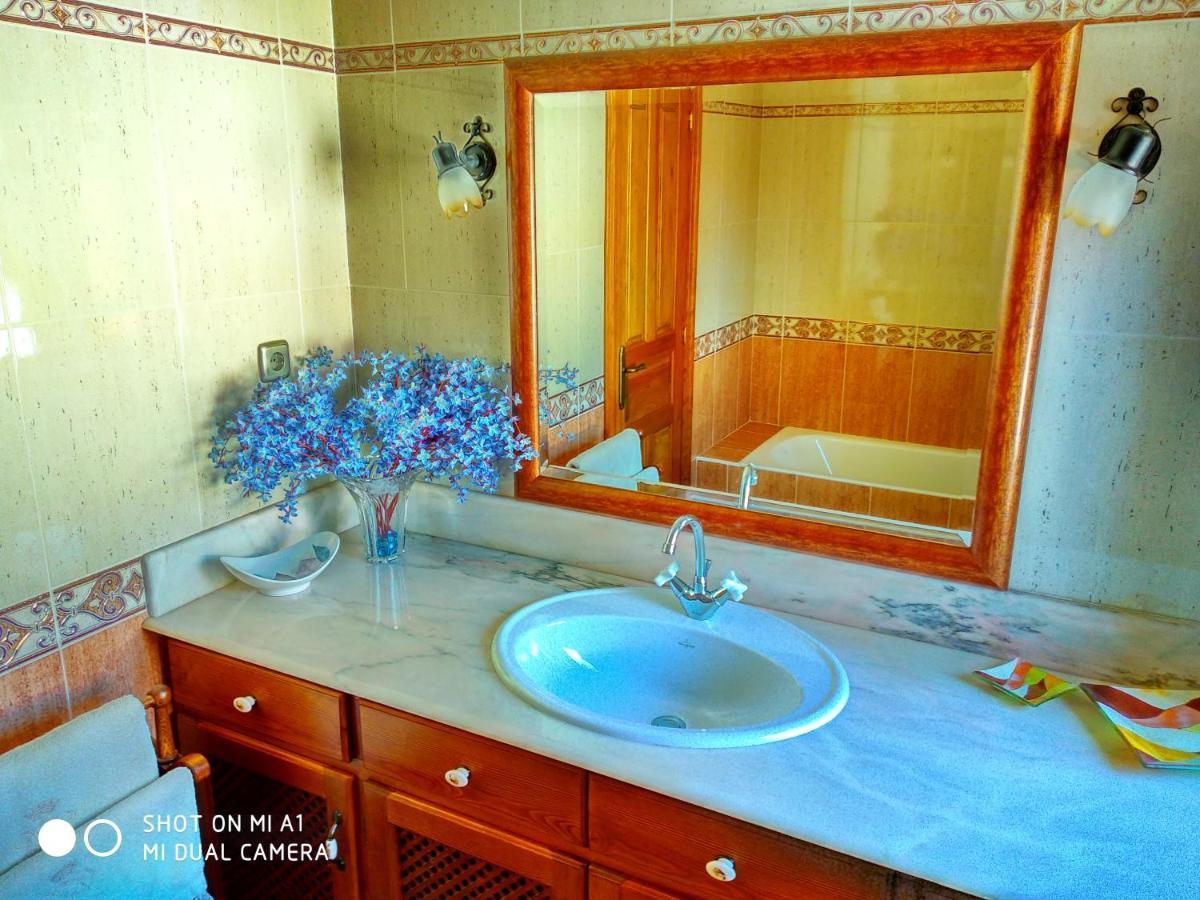 Casa Amplia Con Jardin Y Aparcamiento G-100147 Villa Ахо Екстериор снимка